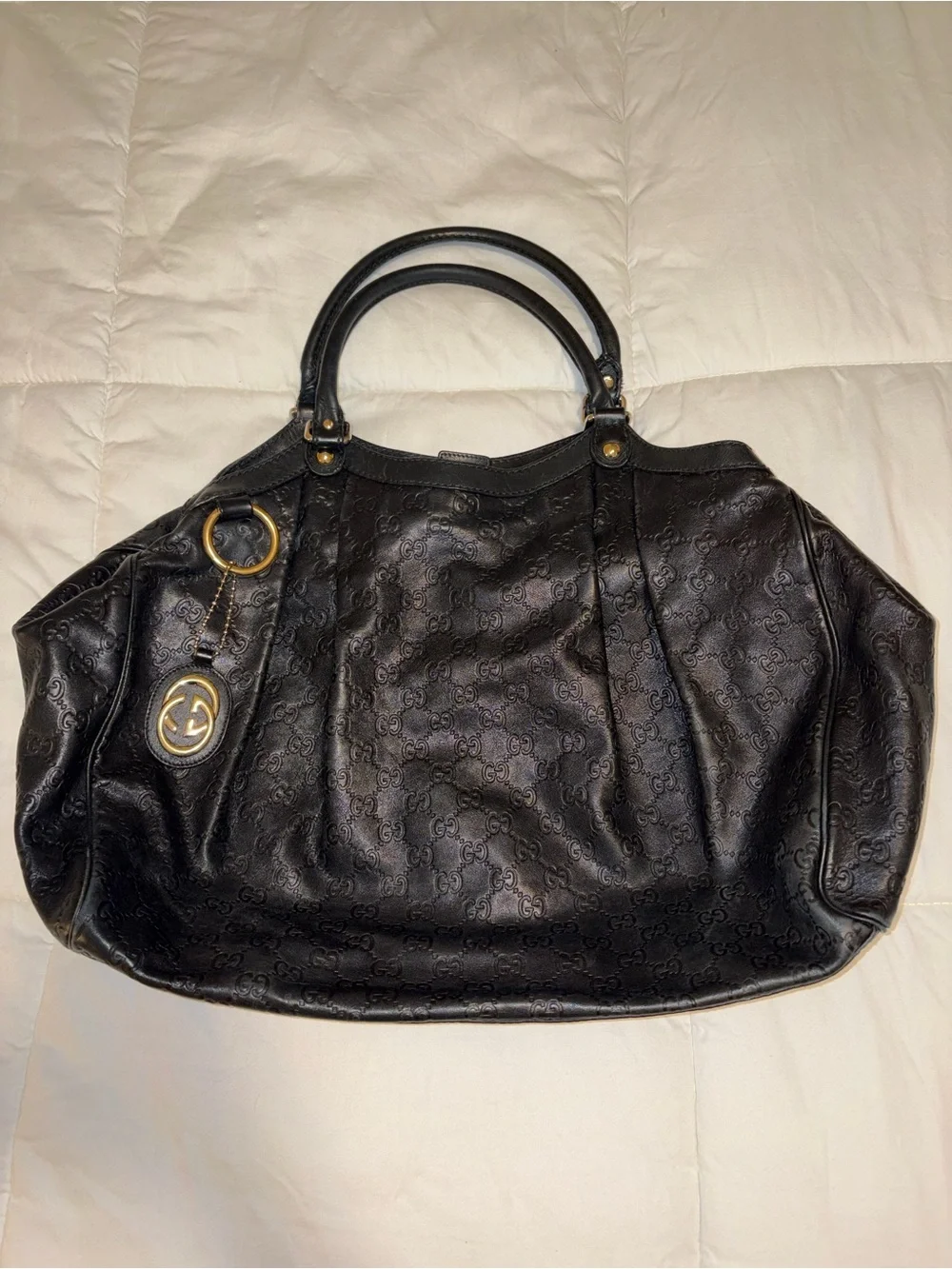 Gucci Black Leather Shoulder Bag with Gold Hardware